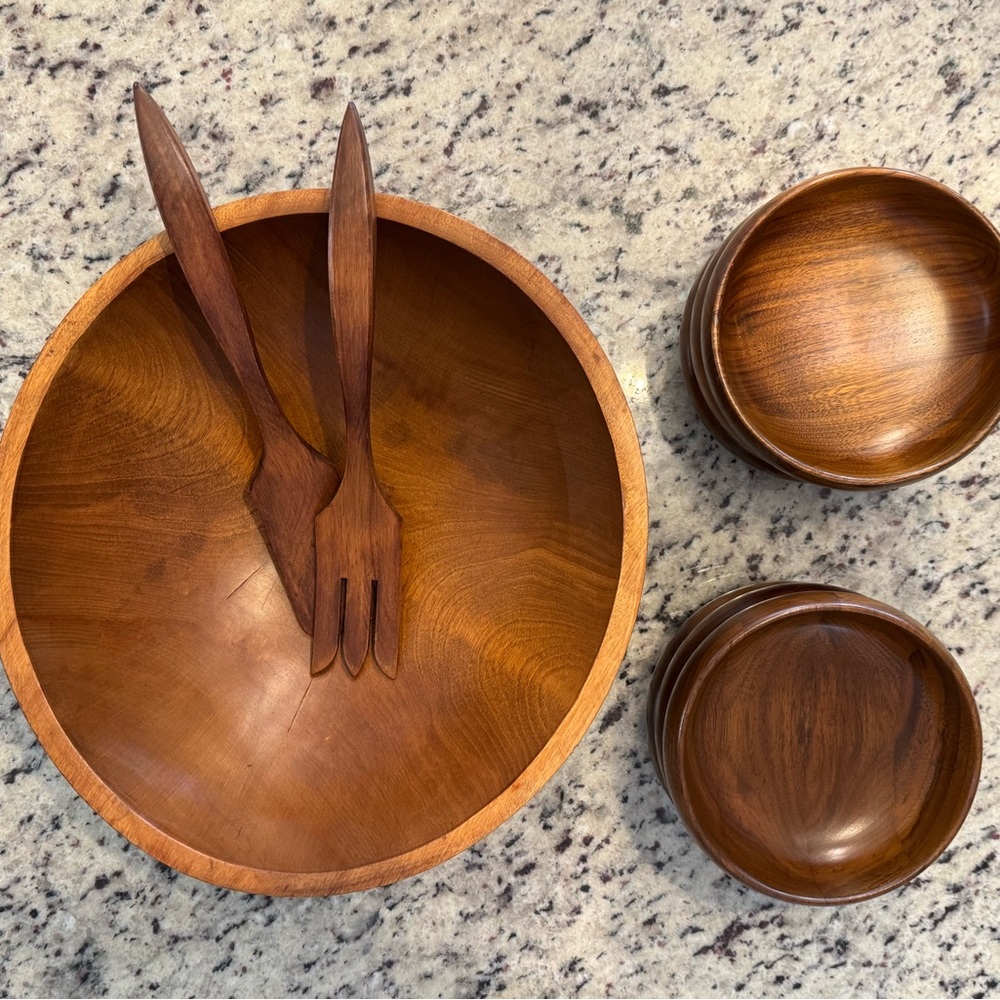 Vintage Wooden Salad Bowl Set